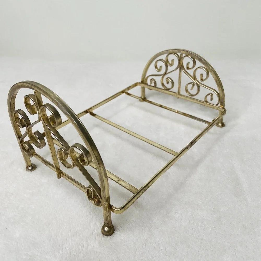 Vintage Concorde Miniatures Red Velvet Parlor Sofa Brass Bed Dollhouse Furniture